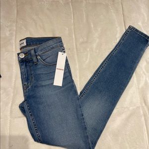 NWT Hudson Krista Low Rise Super Skinny size 24